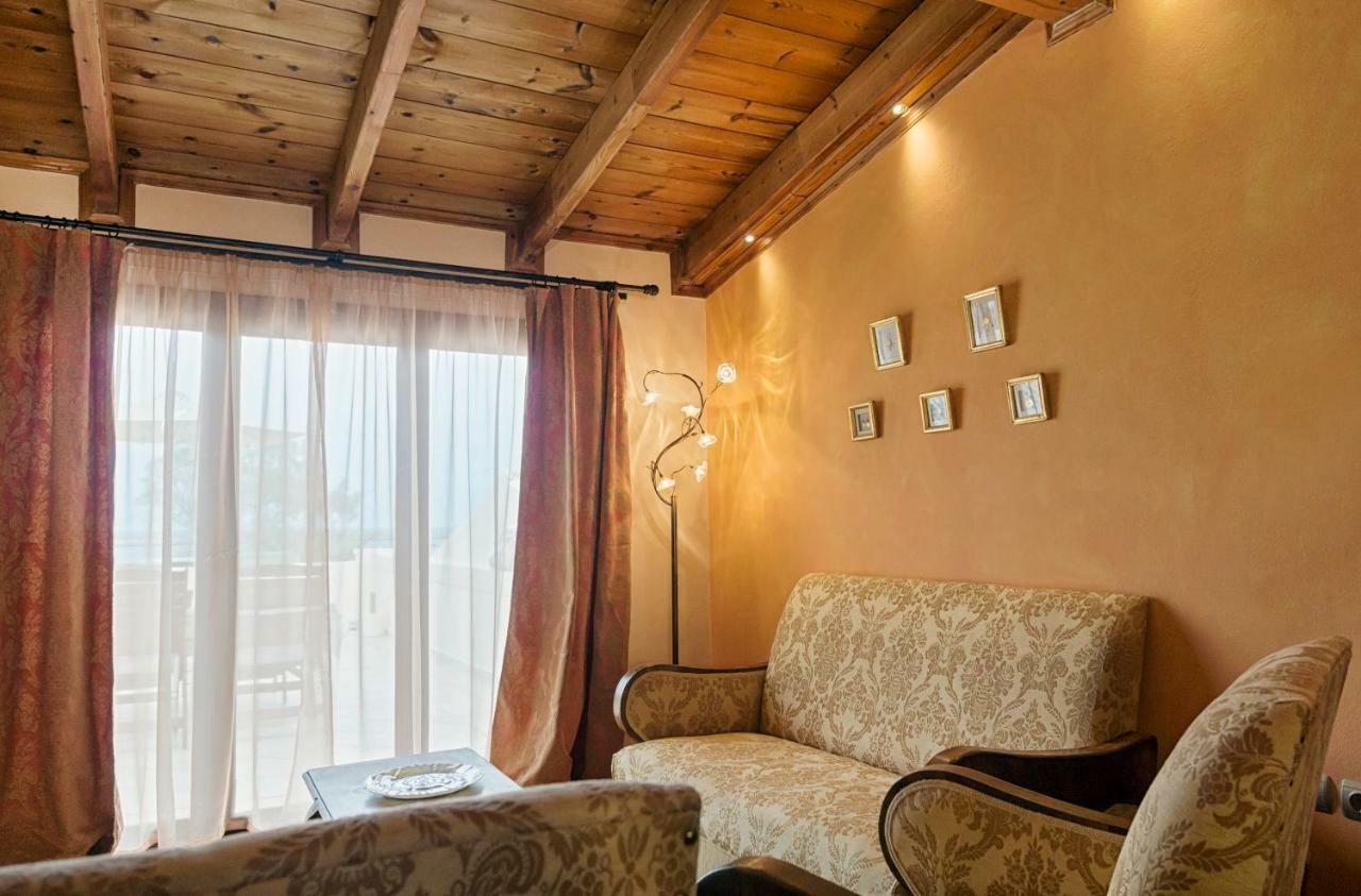 Elois Suites Rethymno Exterior foto